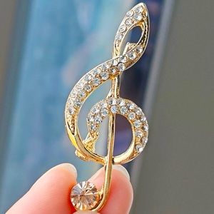 Treble Clef brooch treble clef pin Music note brooch music note pin